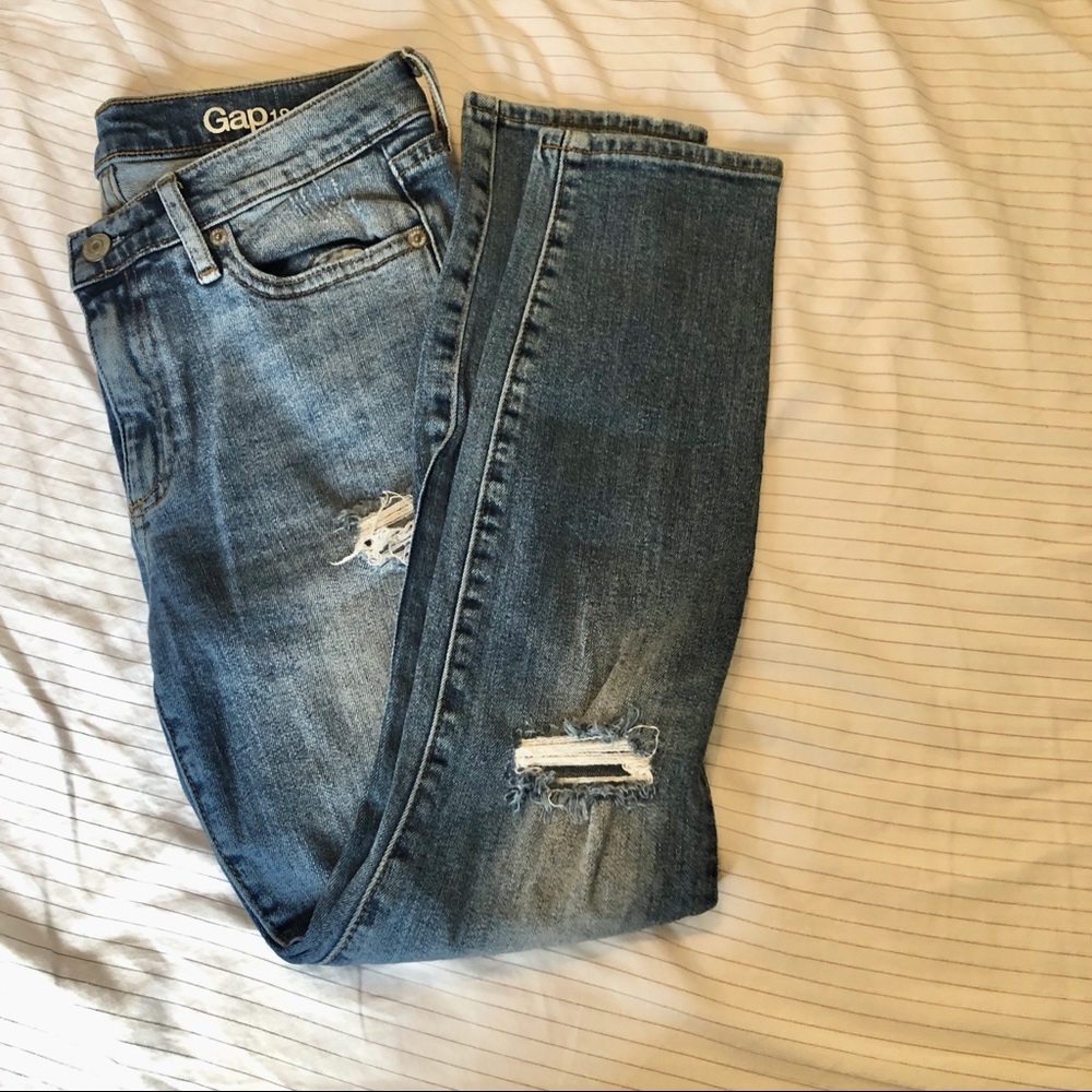GAP True Skinny Jeans 27S